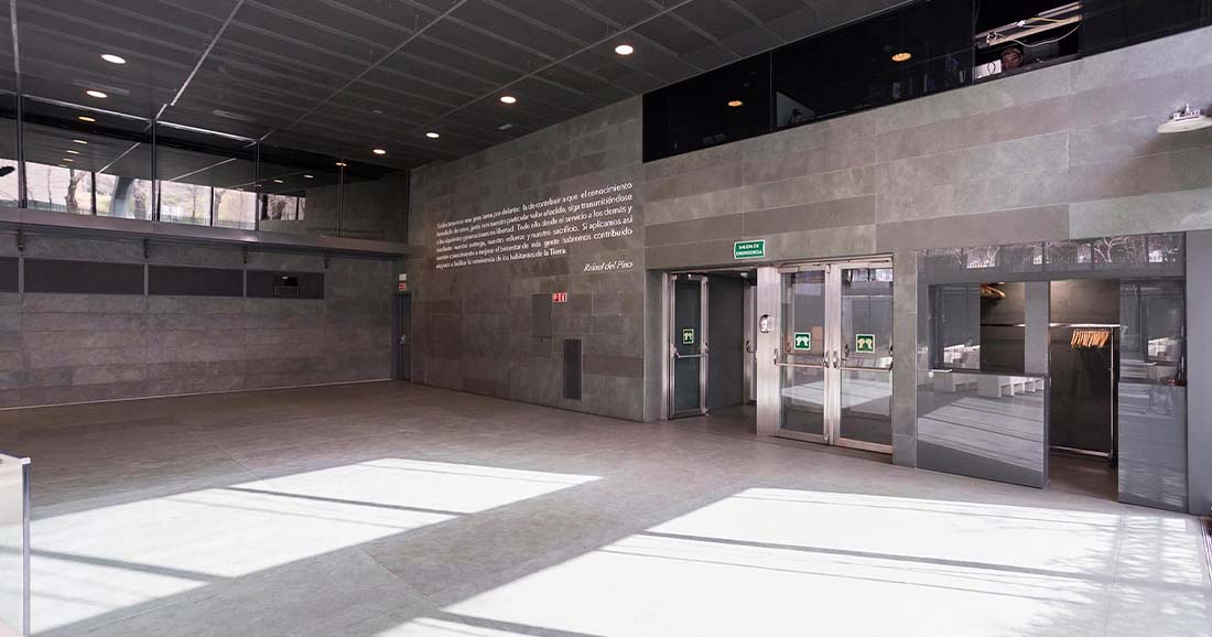 AUDITORIO RAFAEL DEL PINO (6)