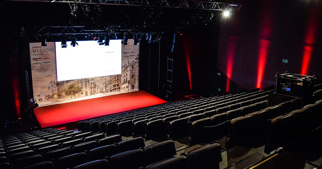 TEATRO LUCHANA (1)