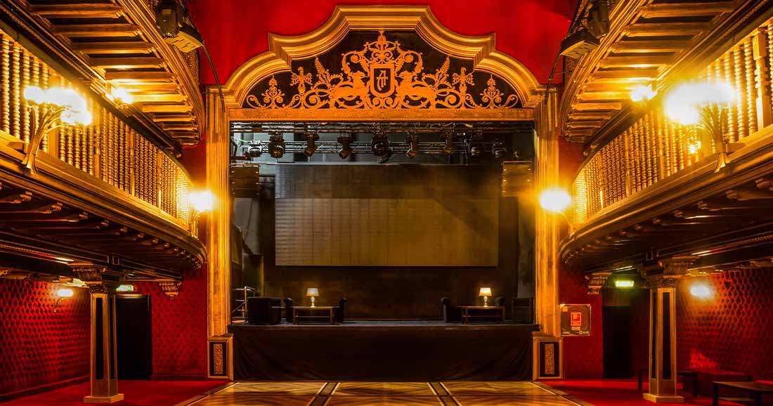 TEATRO MAGNO (6)