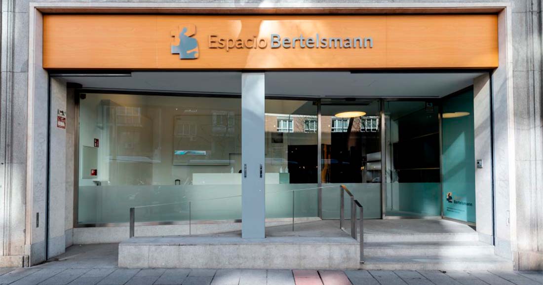 BERTELSMANN (12)
