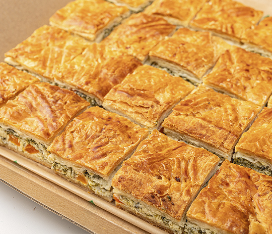 Empanada de espinacas (bandeja de 24 uds) - Imagen 4